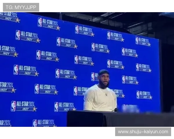 公牛队迎来新赛季挑战 季前赛表现引发球迷热议队员状态分析